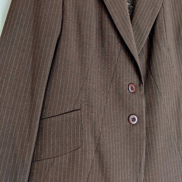 Ellen Tracy Brown Pinstripe Blazer - Picture 6 of 10